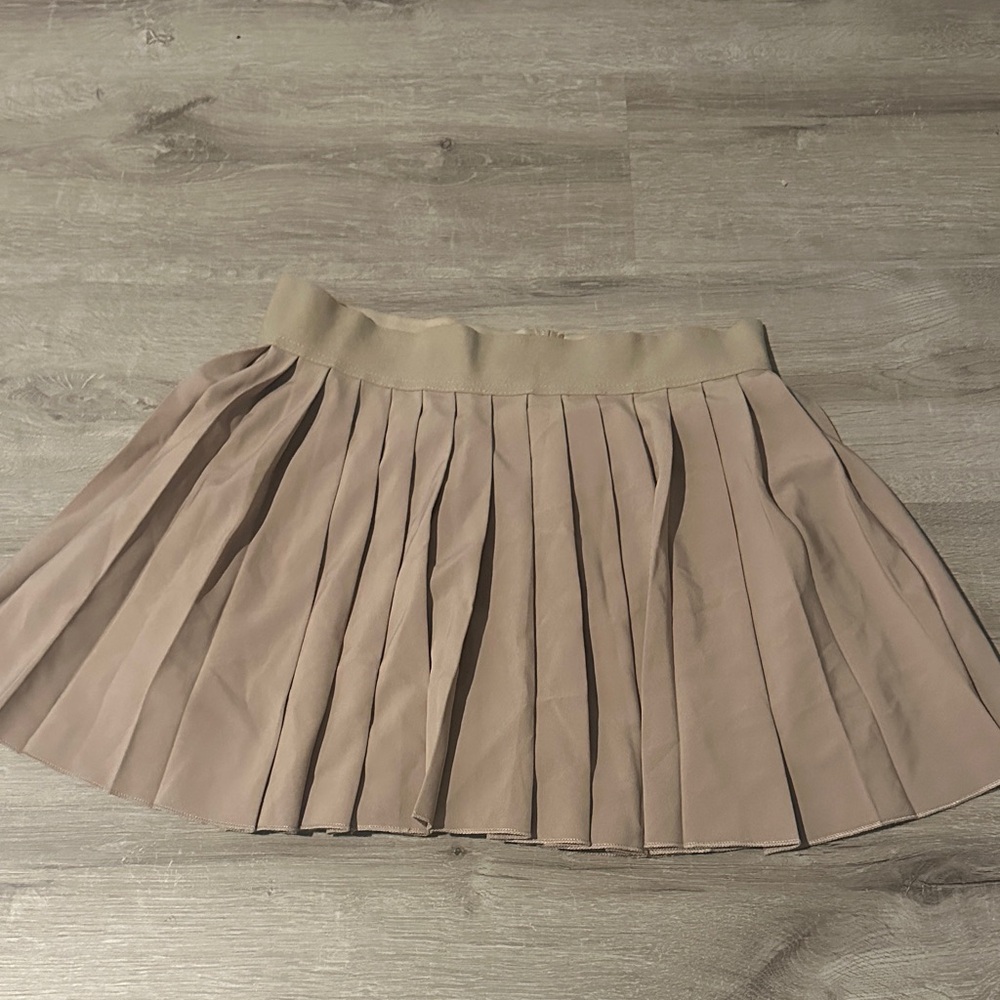 Forever 21 Elegant Tan Pleated Skirt